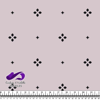 Minimalist serenity - petals dusty pink